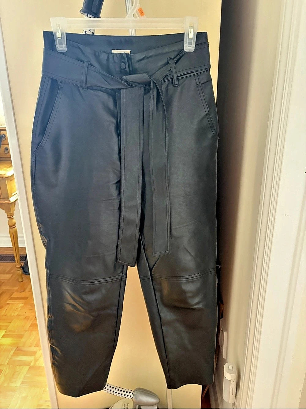 wilfred Vegan Leather Tie-Front Pant Black Size Small